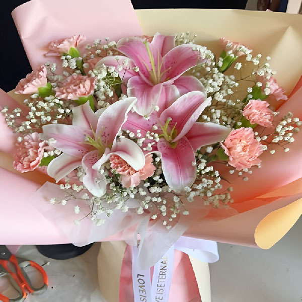 送吉林长春宽城区奋进乡盛北大街中海尚学府的鲜花实拍图