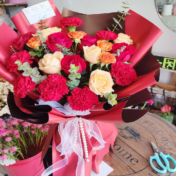 送辽宁省葫芦岛市龙港区连湾街道海星路的鲜花实拍图