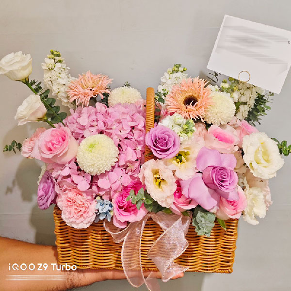 送澳门马交石炮台马路昌龙工业大厦的鲜花实拍图