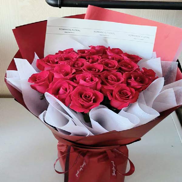 送阆中市七里开发区长安小区四期的鲜花实拍图