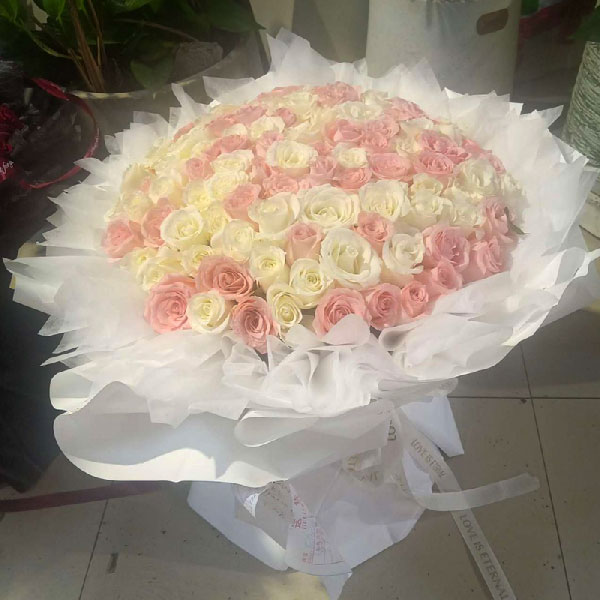 送永州冷水滩愿景国际广场老凤祥的鲜花实拍图