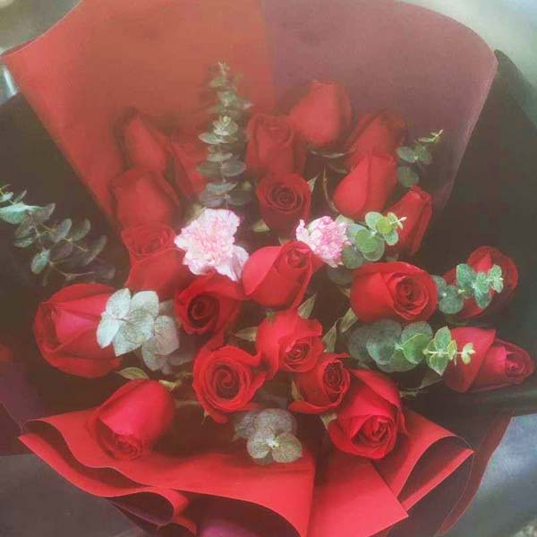 ��˫���سǱ�����·�ϵط����ʻ�ʵ��ͼ