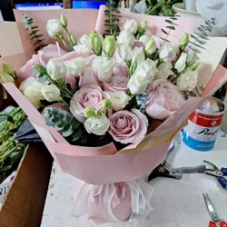 19���ѩɽ��õ�壬����ĬĬ���