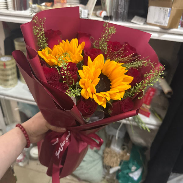 12���õ��2֧�ٺϣ����������а���ʵ���գ�